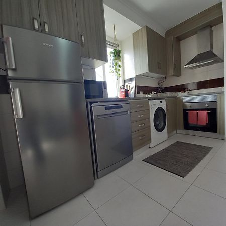 Friendly Peniche Apartment Luaran gambar
