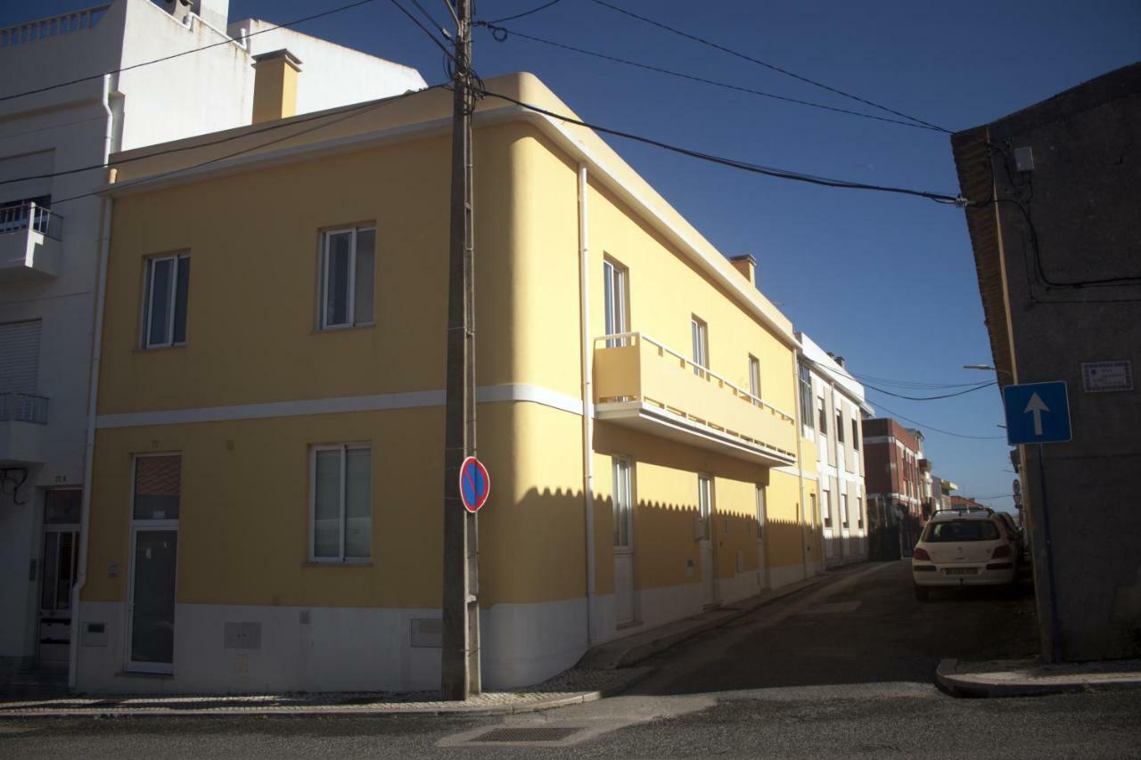 Friendly Peniche Apartment Luaran gambar